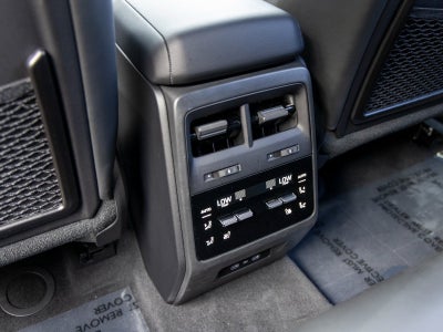 2025 Porsche Macan Macan Electric