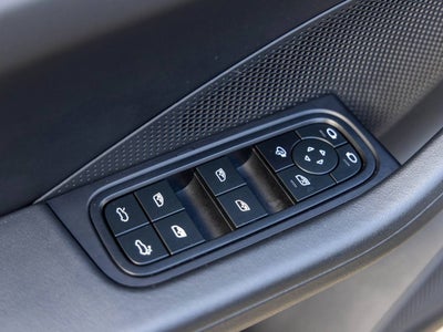 2025 Porsche Macan Macan Electric