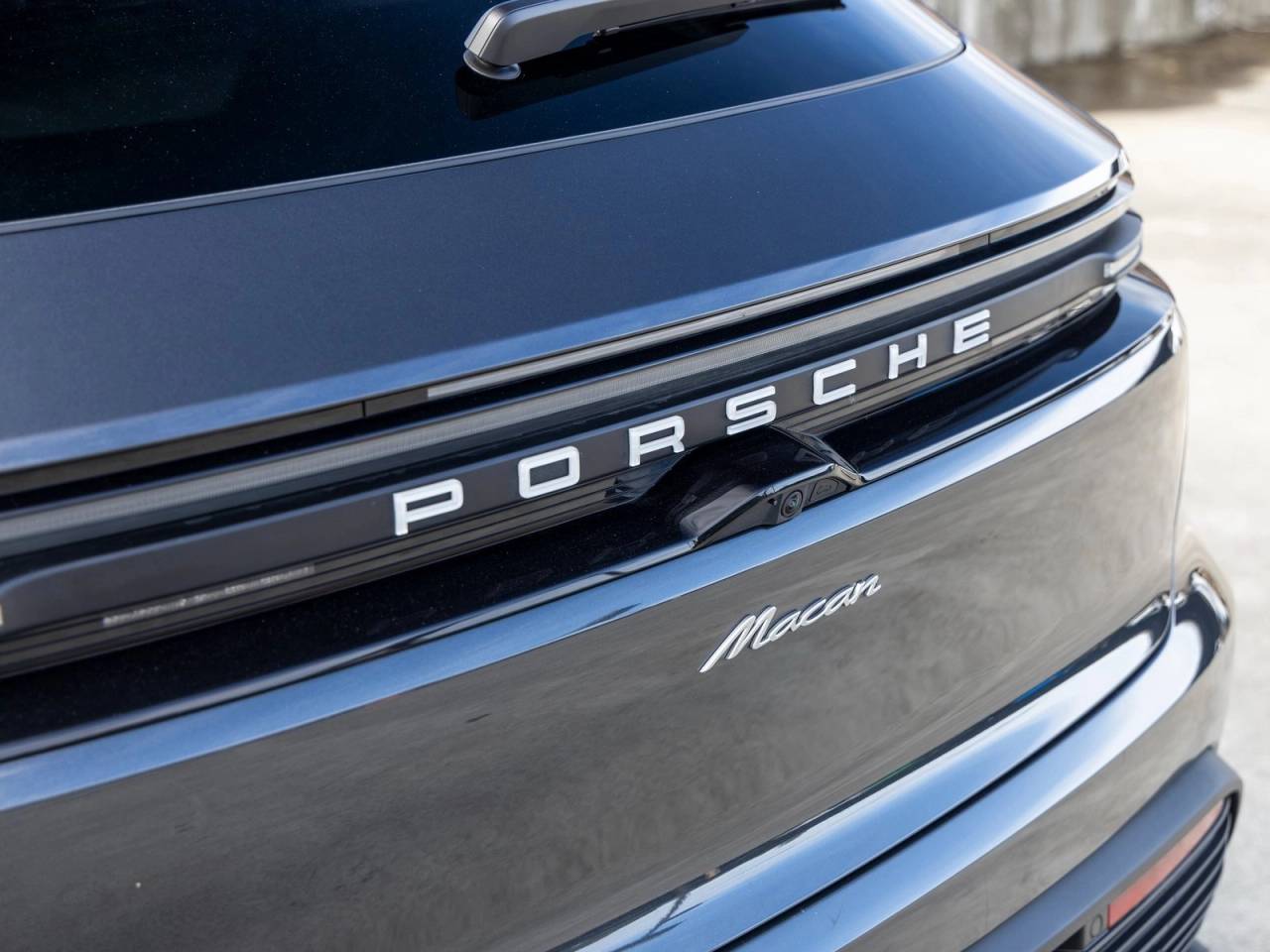 2025 Porsche Macan Macan Electric