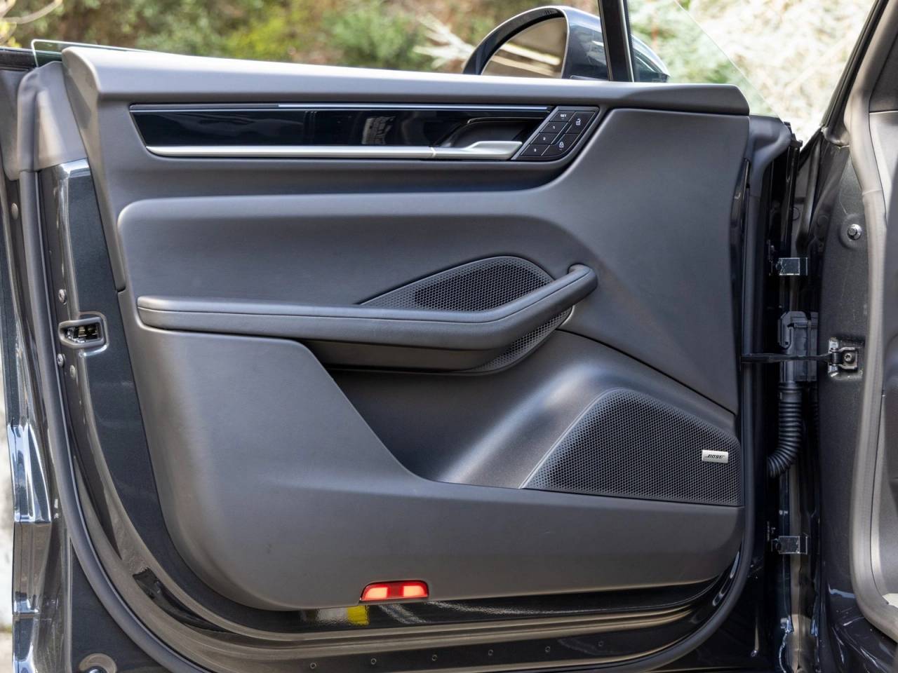 2025 Porsche Macan Macan Electric