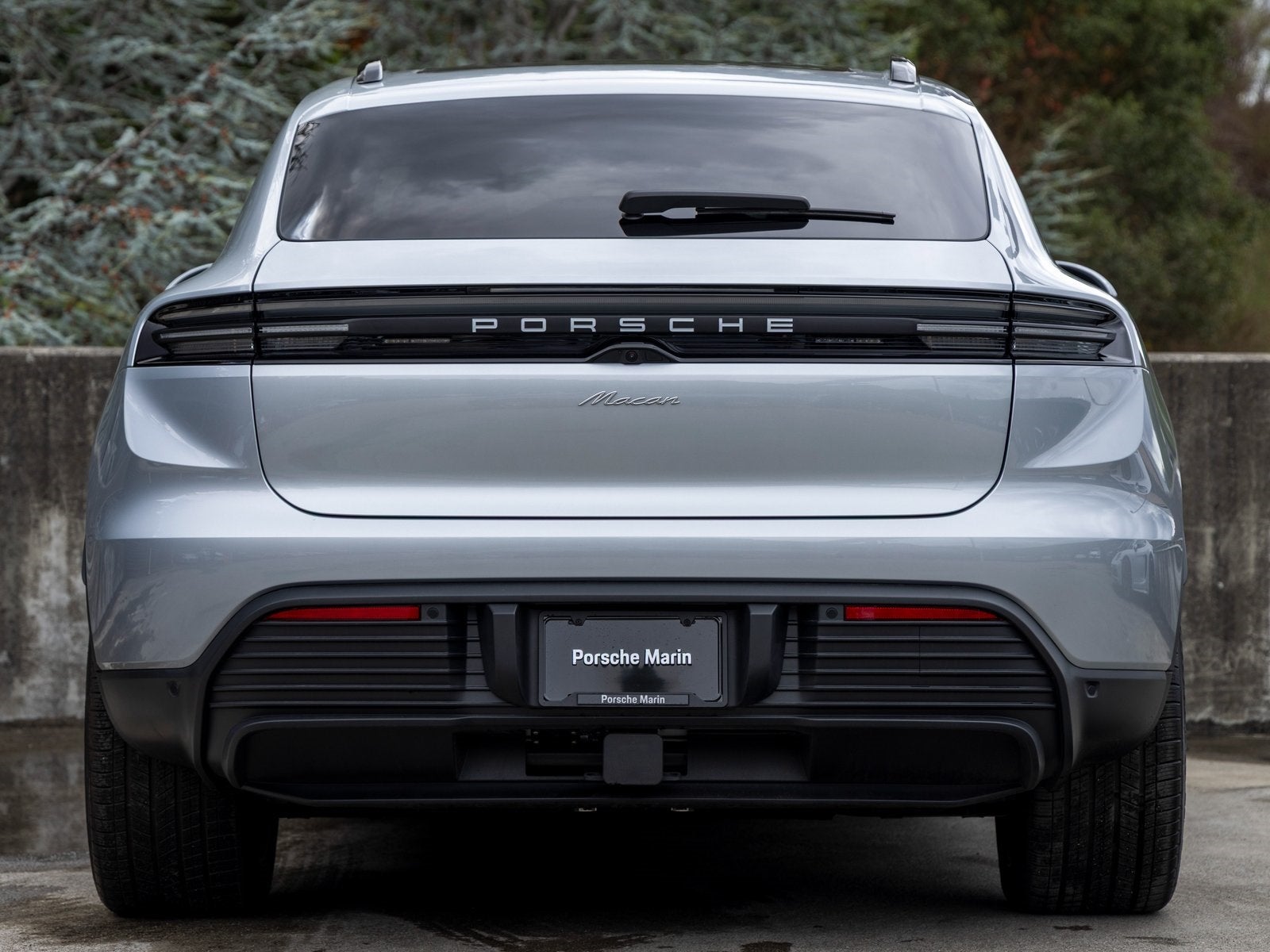 2025 Porsche Macan Electric Base