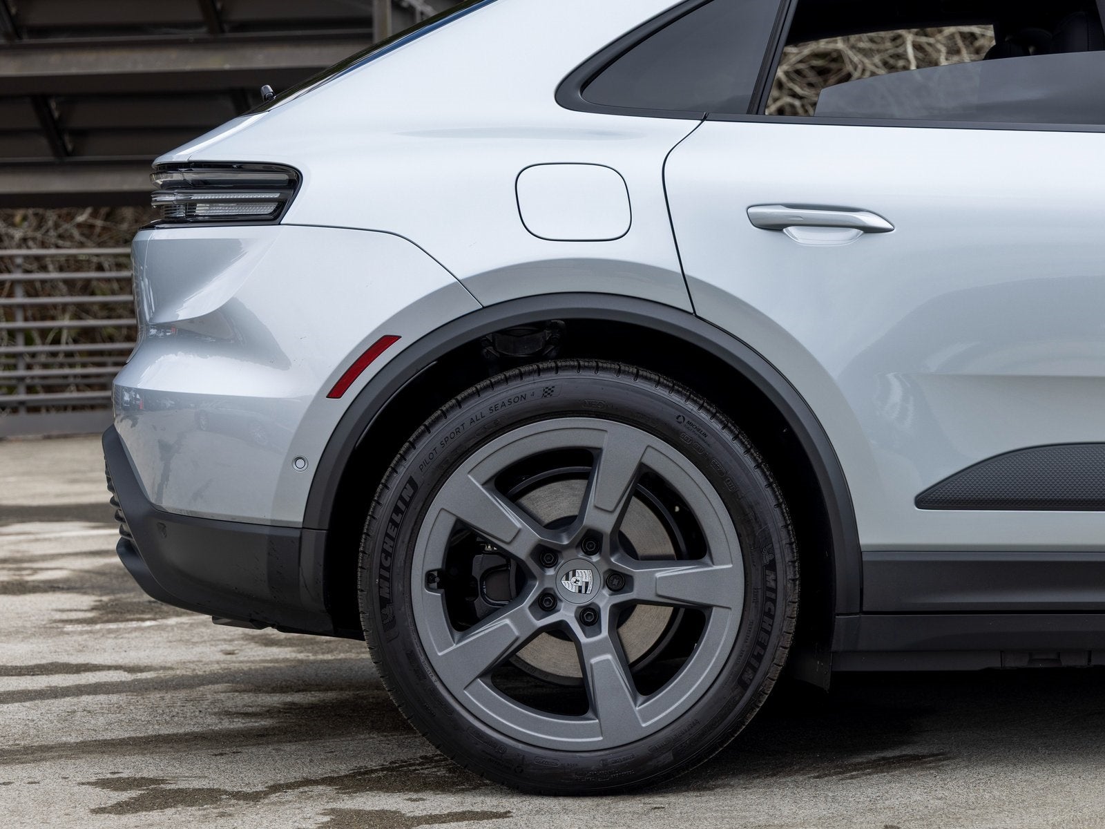 2025 Porsche Macan Electric Base