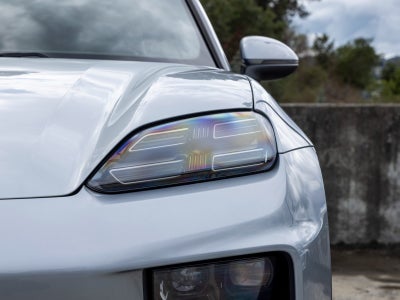 2025 Porsche Macan Electric Base