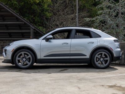2025 Porsche Macan Electric Base
