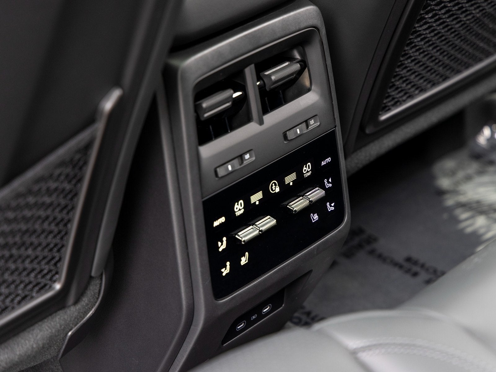 2025 Porsche Macan Electric Base