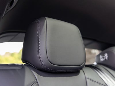 2025 Porsche Macan Electric Base