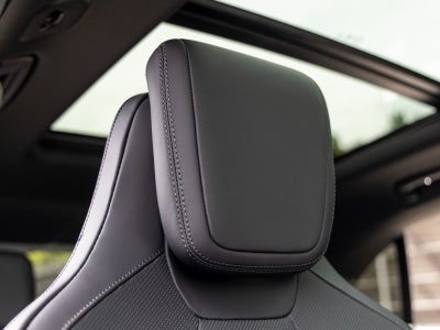 2025 Porsche Macan Electric Base