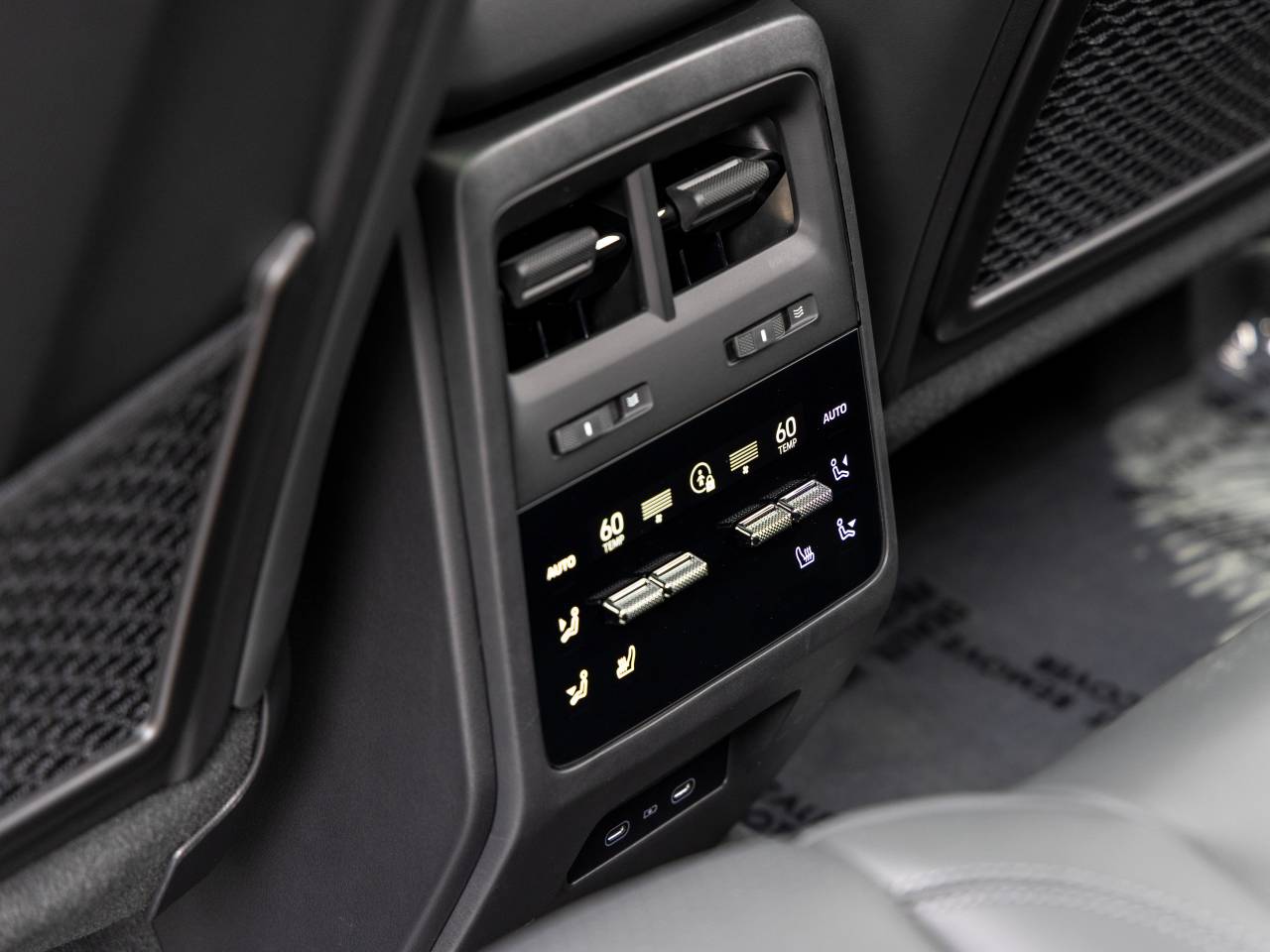 2025 Porsche Macan Macan Electric