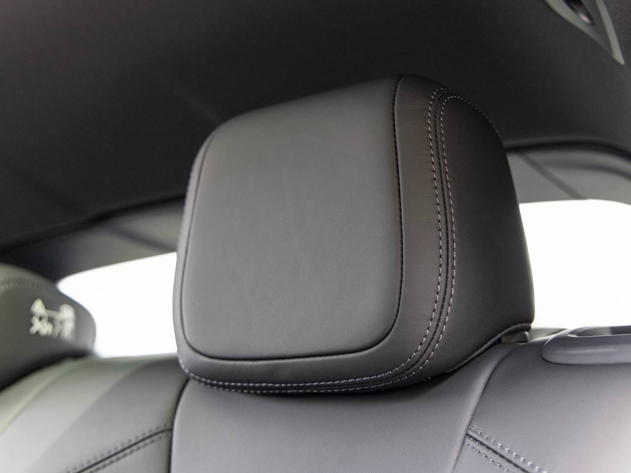 2025 Porsche Macan Macan Electric