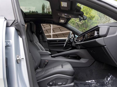 2025 Porsche Macan Macan Electric