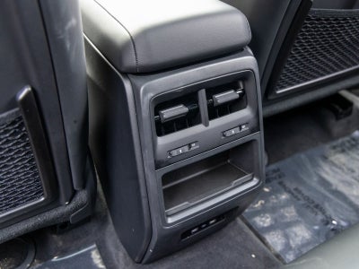 2025 Porsche Macan Macan Electric