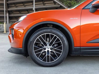 2025 Porsche Macan Macan Electric