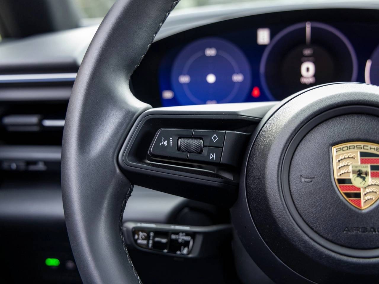 2025 Porsche Macan Macan Electric