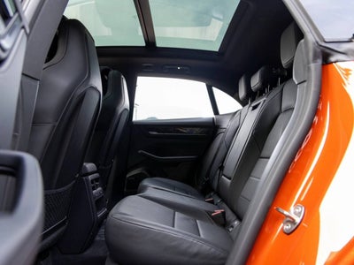 2025 Porsche Macan Macan Electric