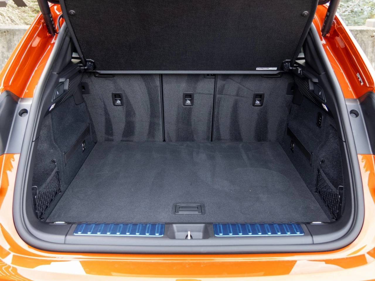 2025 Porsche Macan Macan Electric