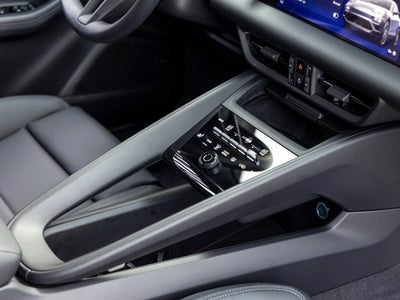 2025 Porsche Macan Macan Electric