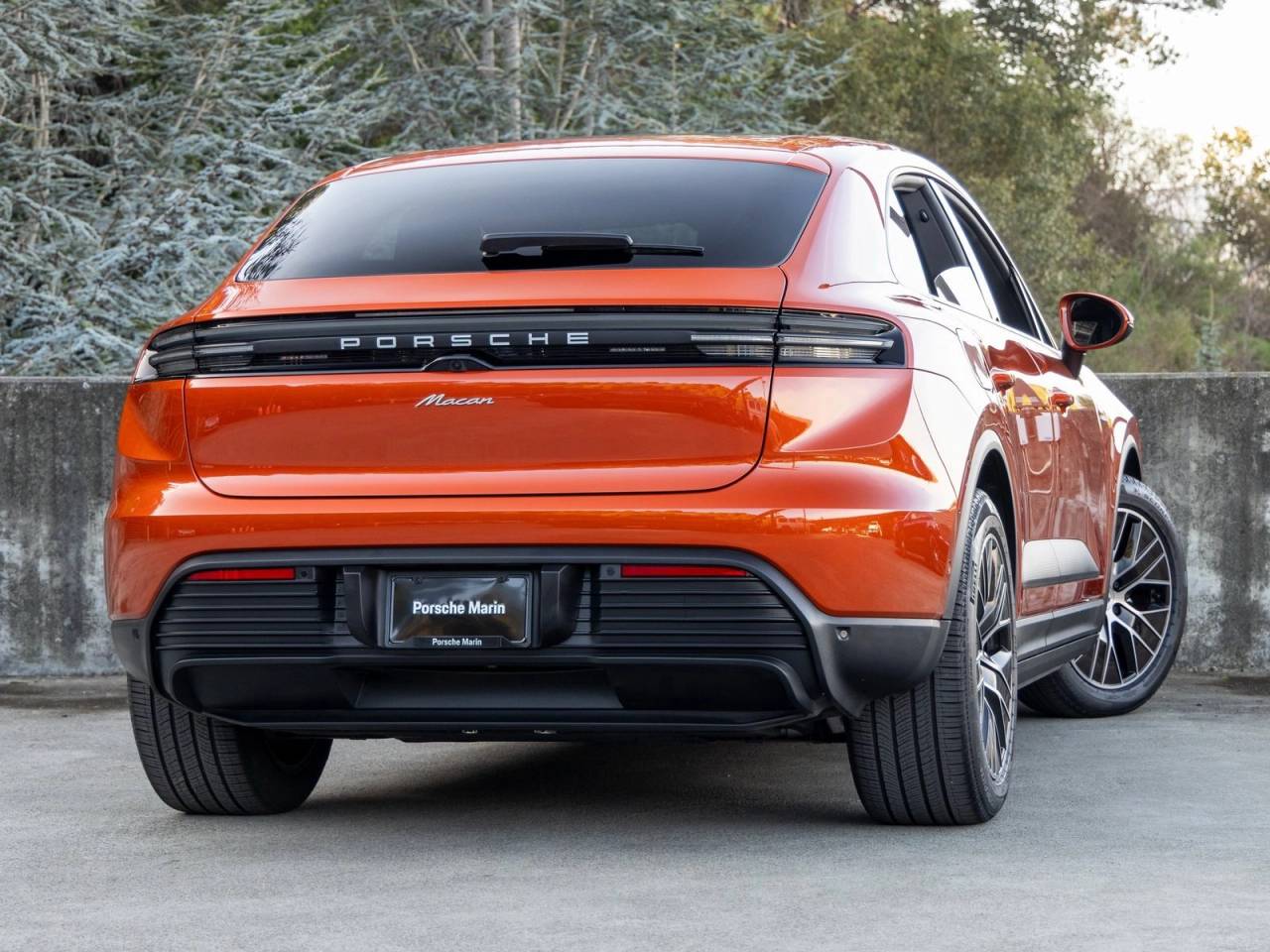 2025 Porsche Macan Macan Electric