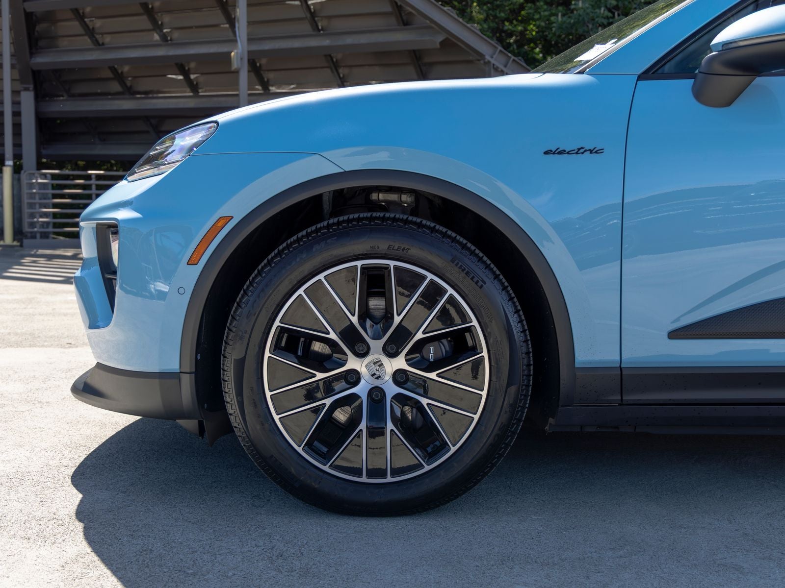 2025 Porsche Macan Electric Base