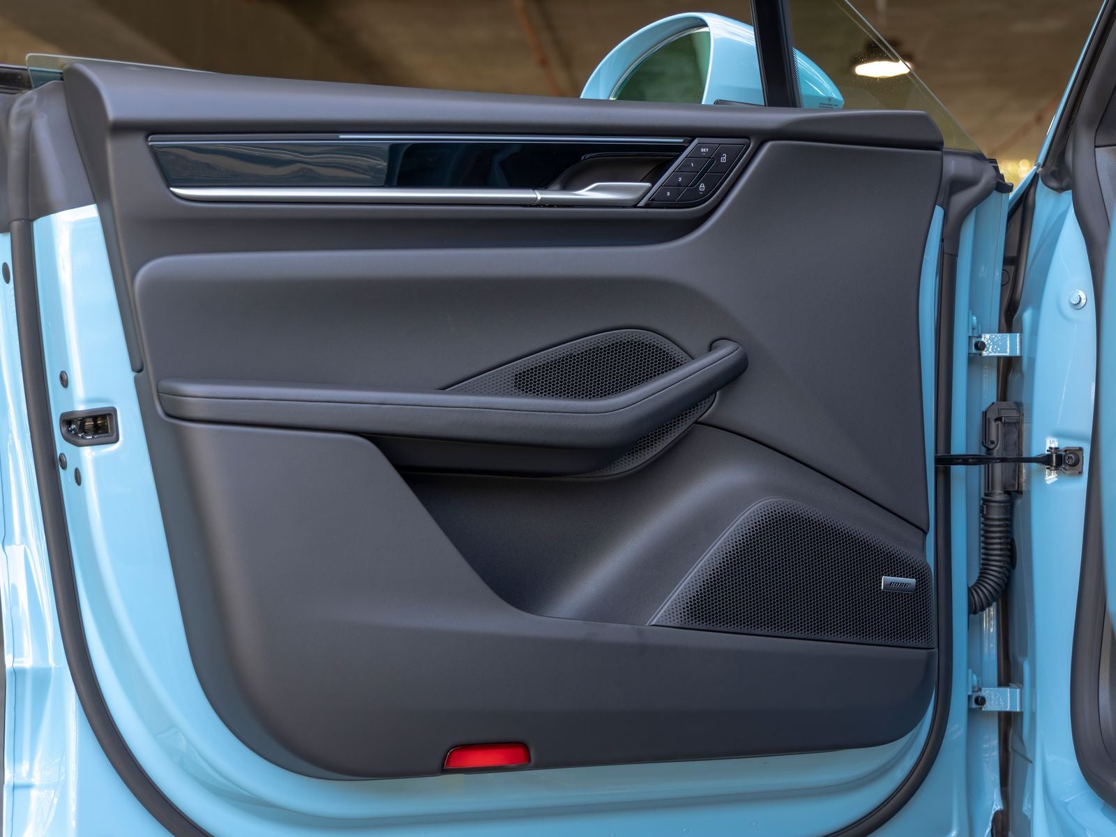 2025 Porsche Macan Electric Base