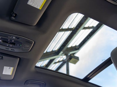 2025 Porsche Macan Electric Base