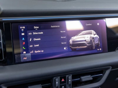 2025 Porsche Macan Electric Base