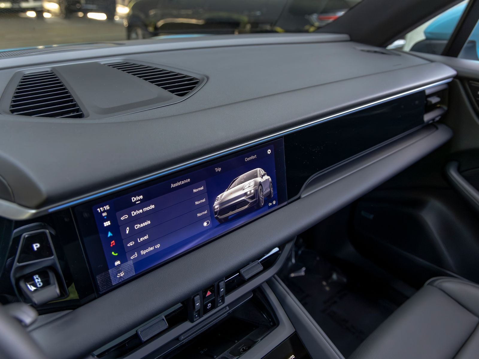 2025 Porsche Macan Electric Base