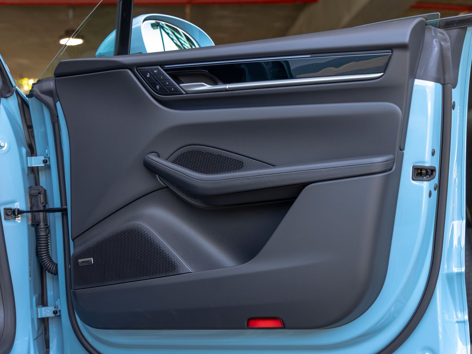 2025 Porsche Macan Electric Base
