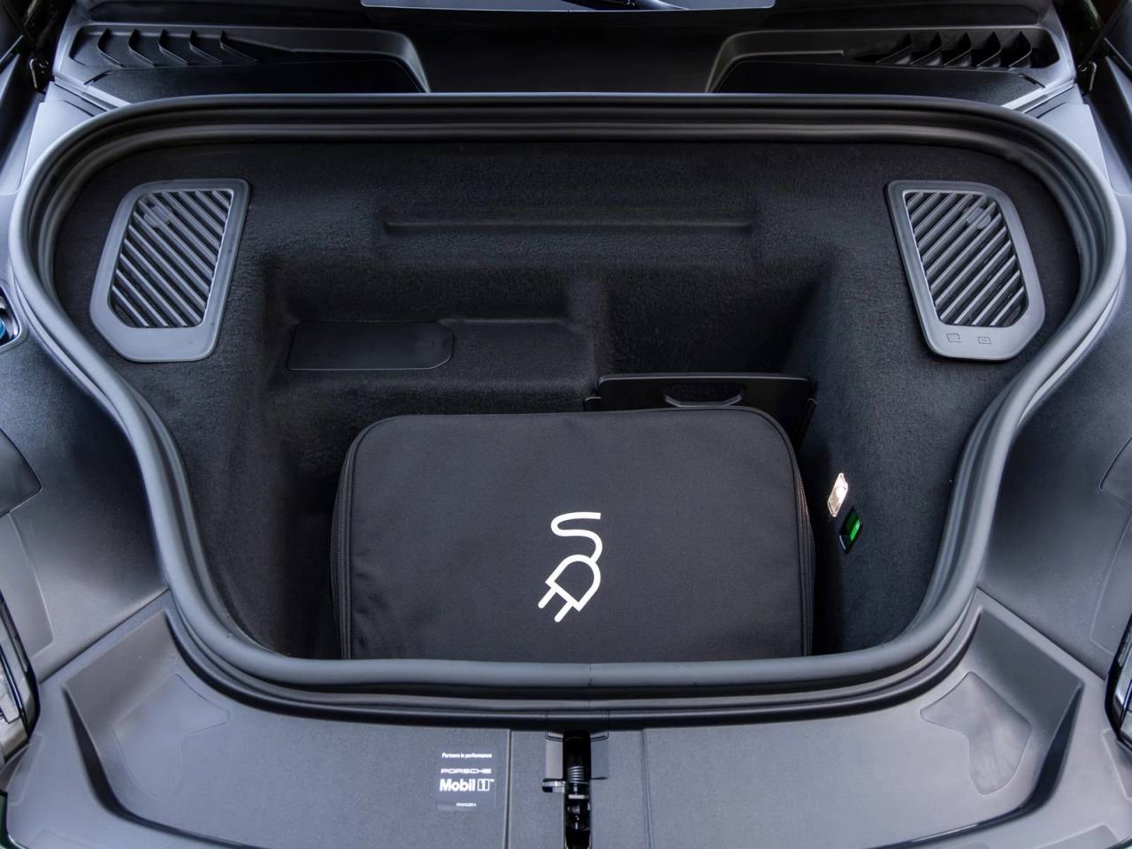 2026 Porsche Macan Electric