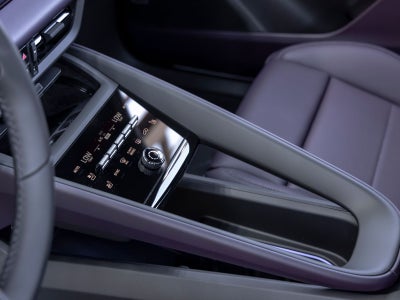 2026 Porsche Macan Macan Electric