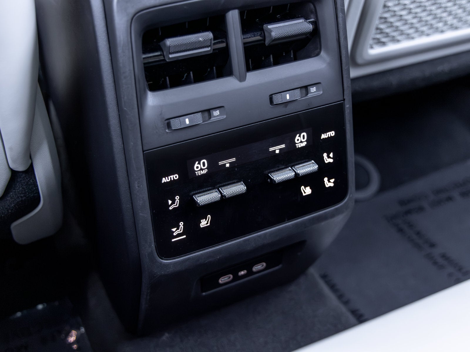 2025 Porsche Macan Macan Electric