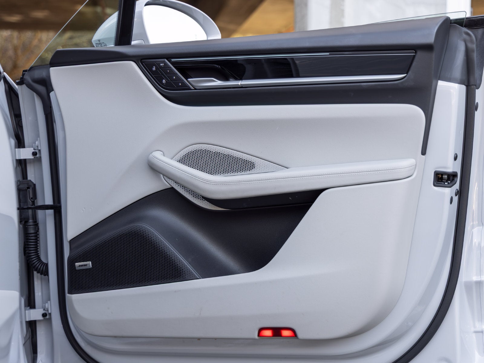 2025 Porsche Macan Macan Electric