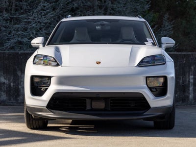 2025 Porsche Macan Macan Electric