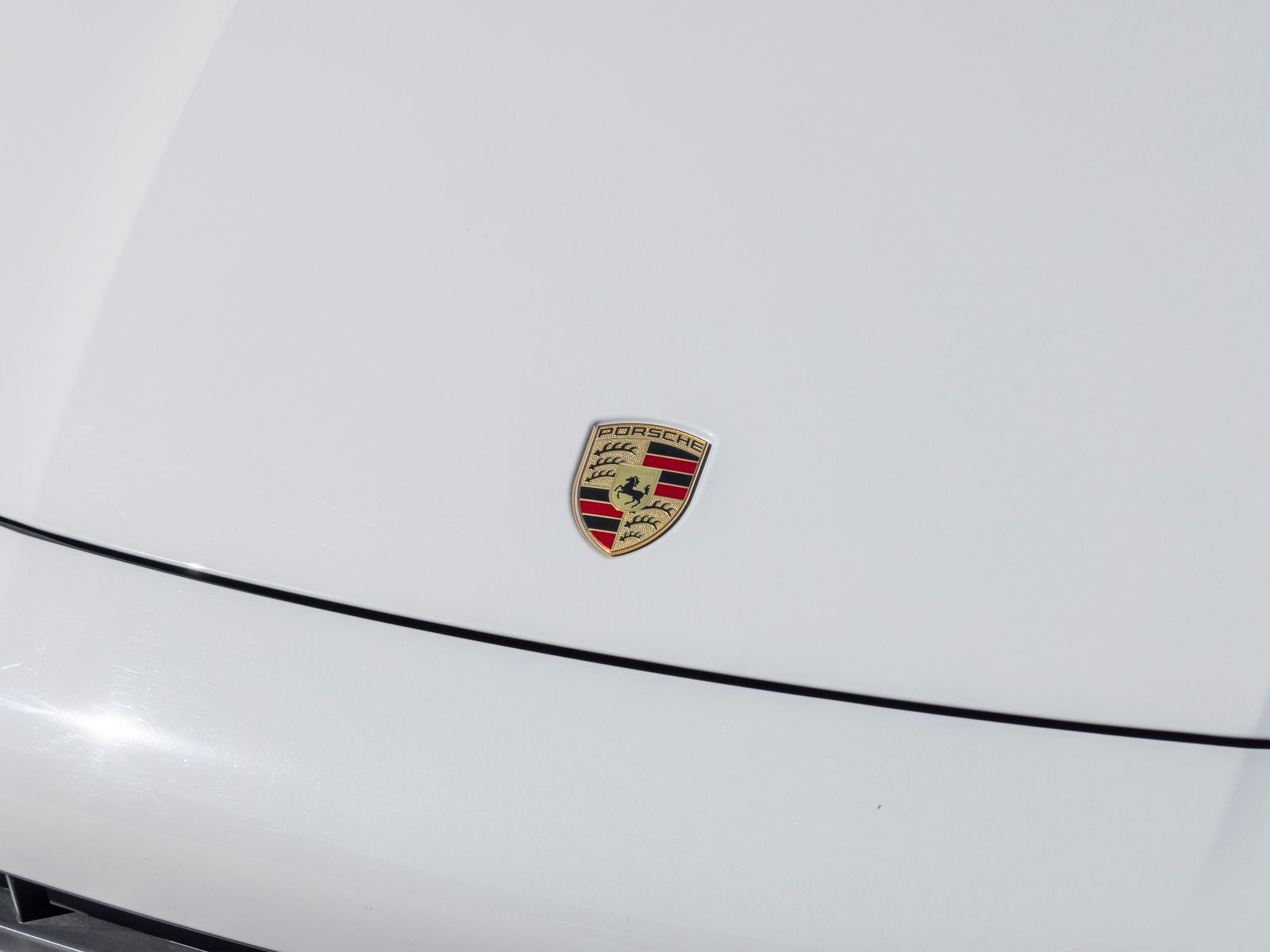 2023 Porsche Cayenne E-Hybrid Platinum Edition