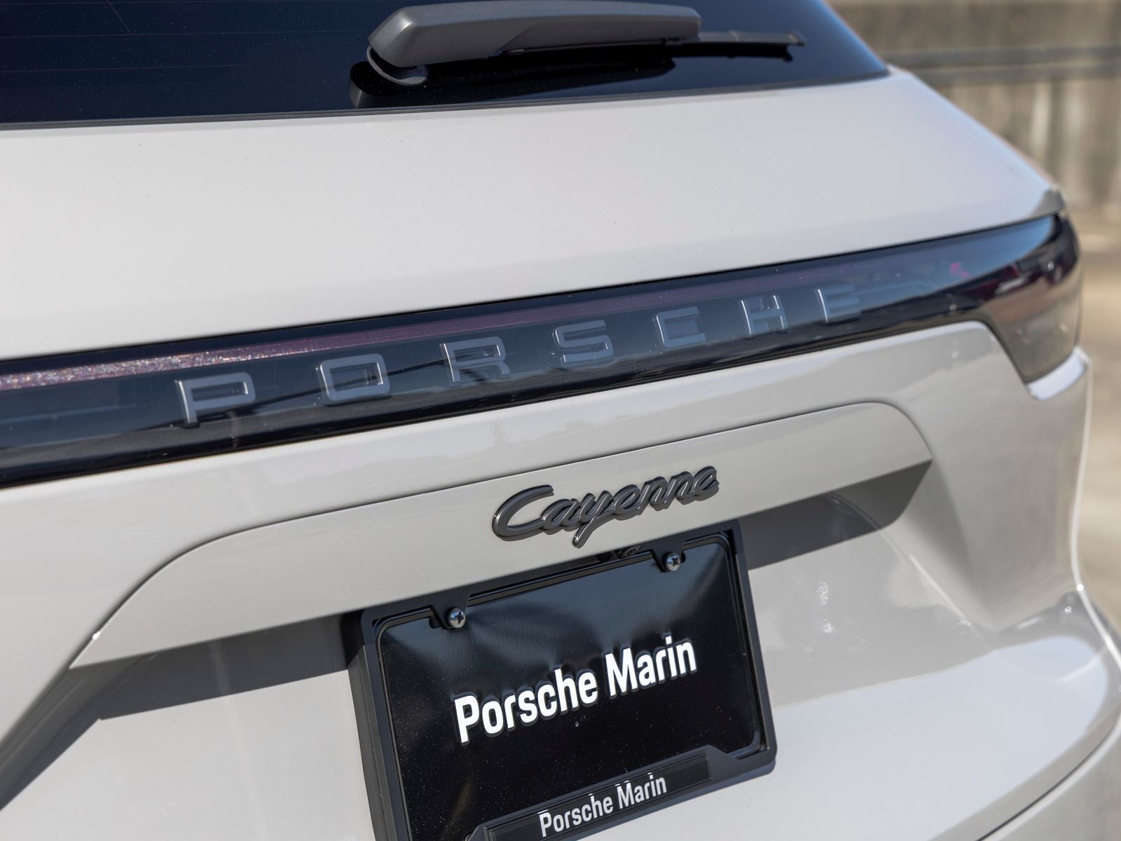 2023 Porsche Cayenne E-Hybrid Platinum Edition
