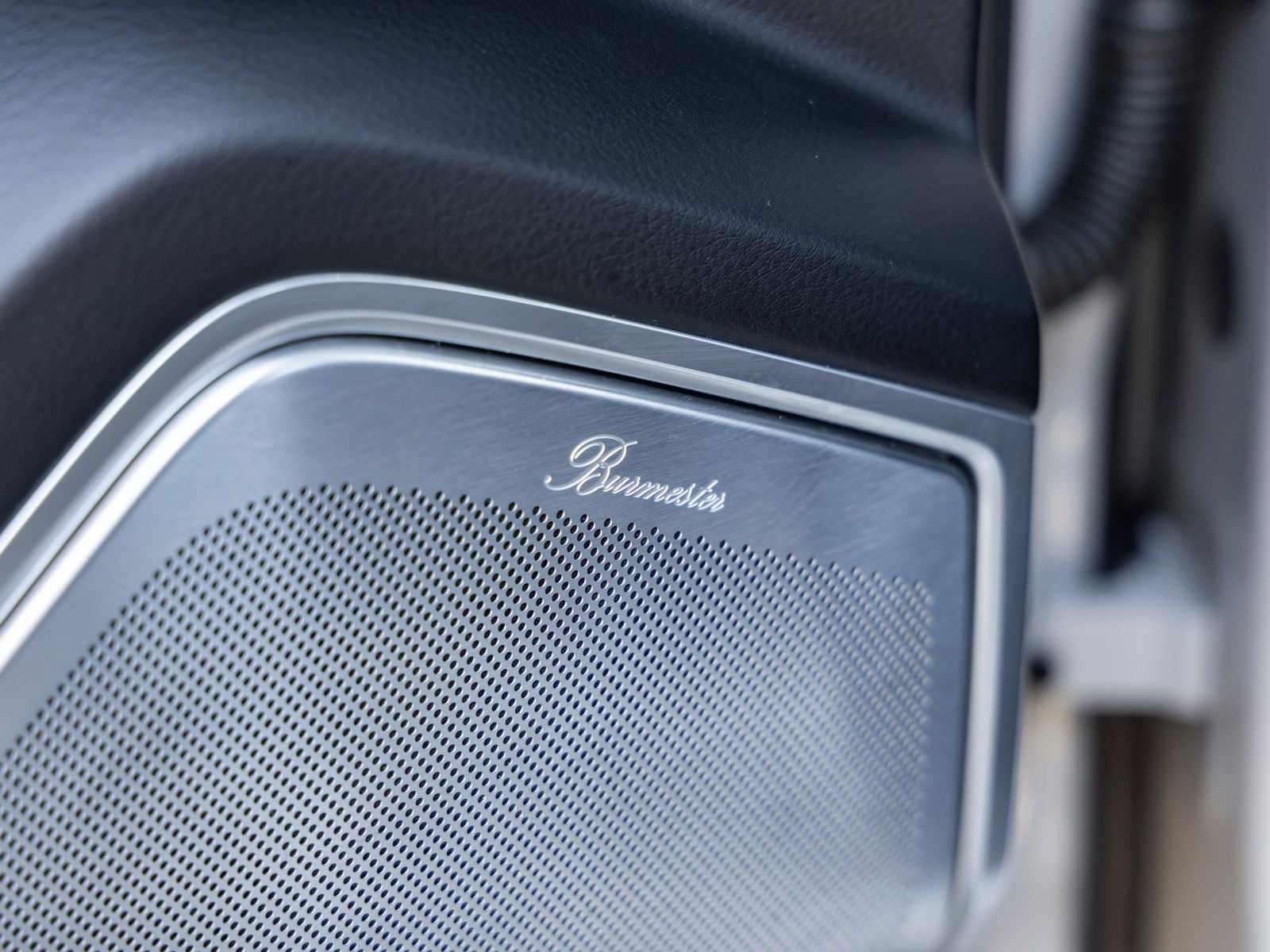 2023 Porsche Cayenne E-Hybrid Platinum Edition