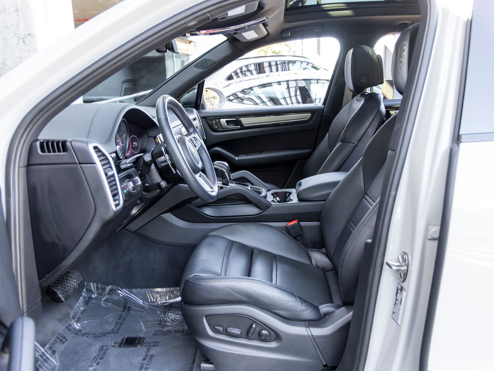 2023 Porsche Cayenne E-Hybrid Platinum Edition
