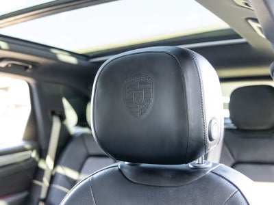 2023 Porsche Cayenne E-Hybrid Platinum Edition