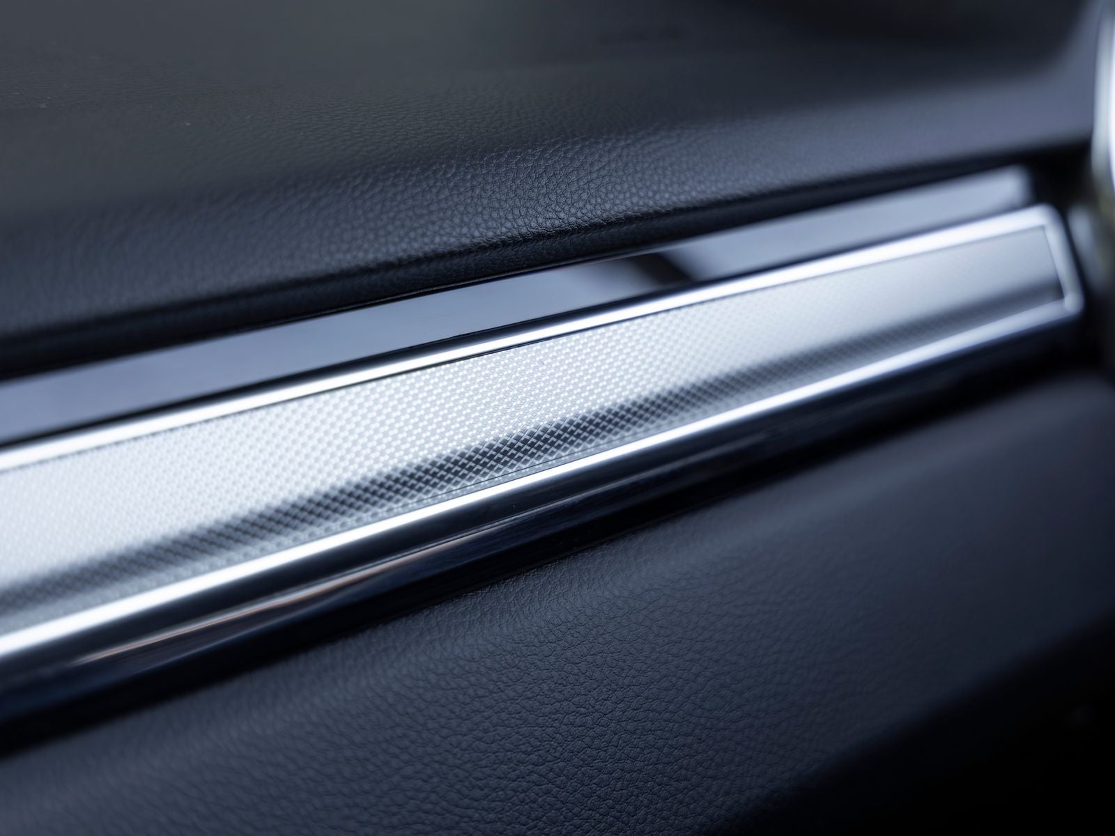 2023 Porsche Cayenne E-Hybrid Platinum Edition