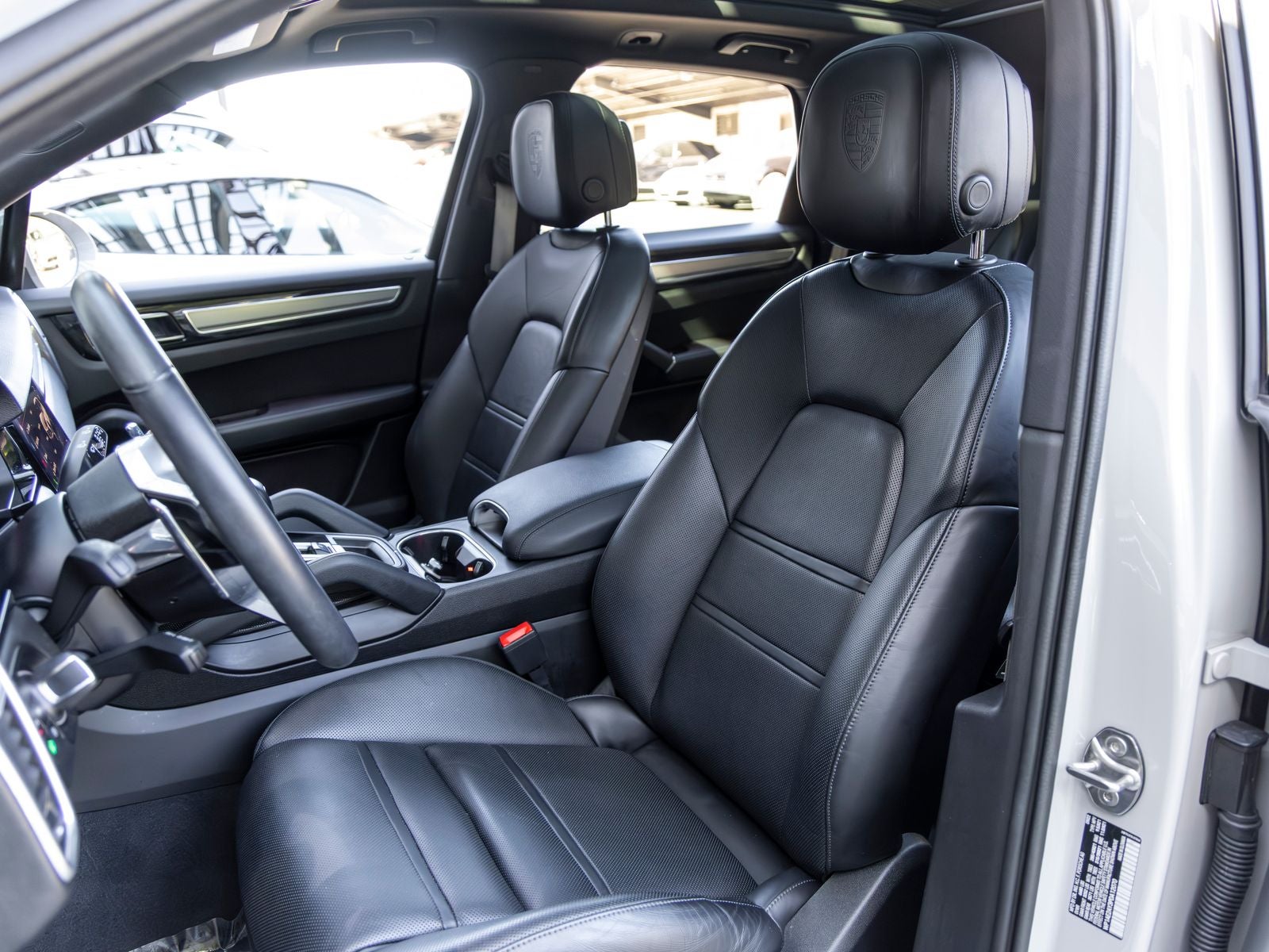 2023 Porsche Cayenne E-Hybrid Platinum Edition