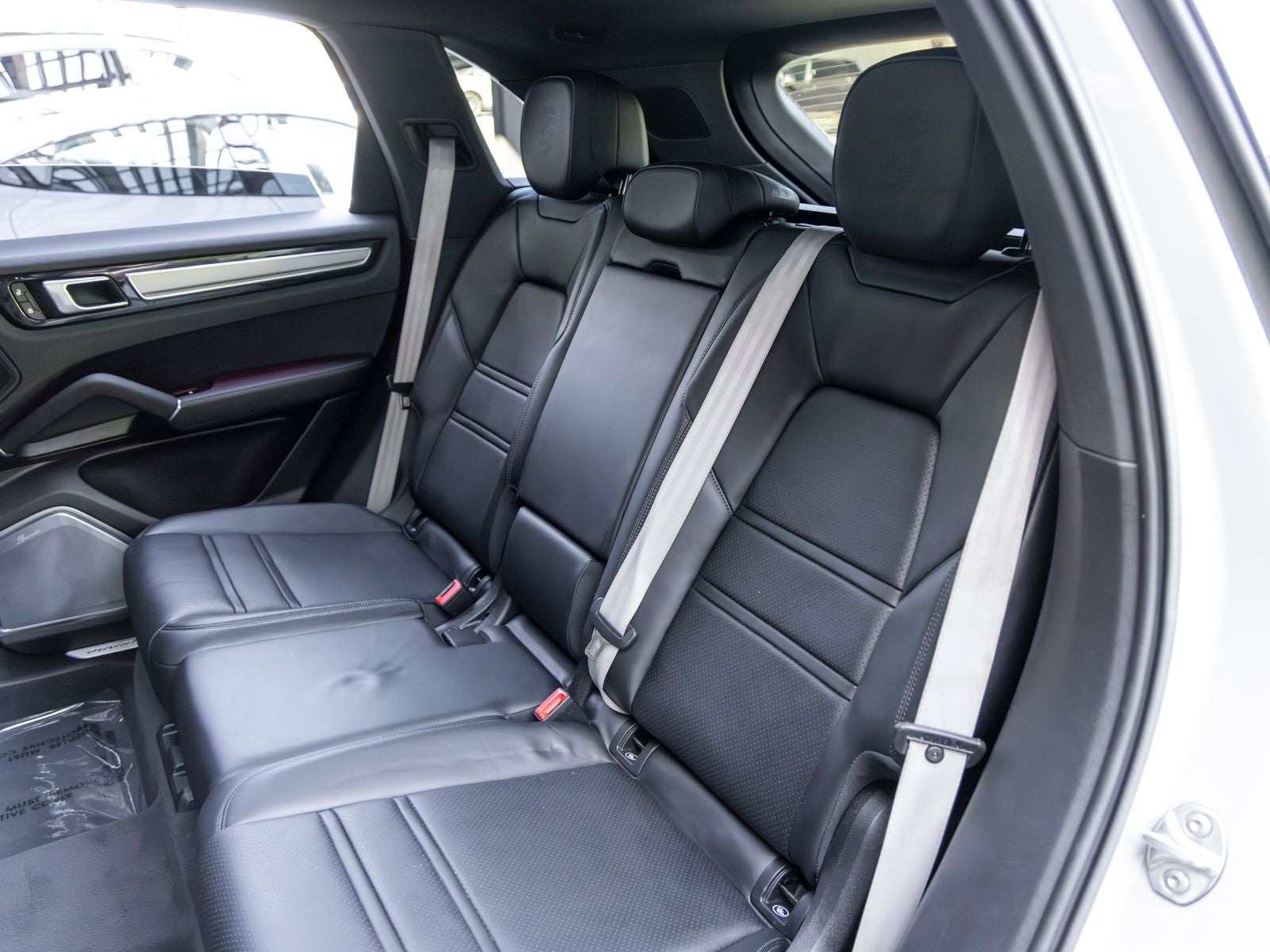 2023 Porsche Cayenne E-Hybrid Platinum Edition