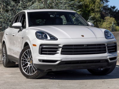 2023 Porsche Cayenne E-Hybrid Platinum Edition
