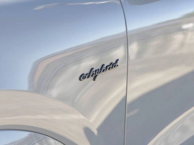 2023 Porsche Cayenne E-Hybrid Platinum Edition