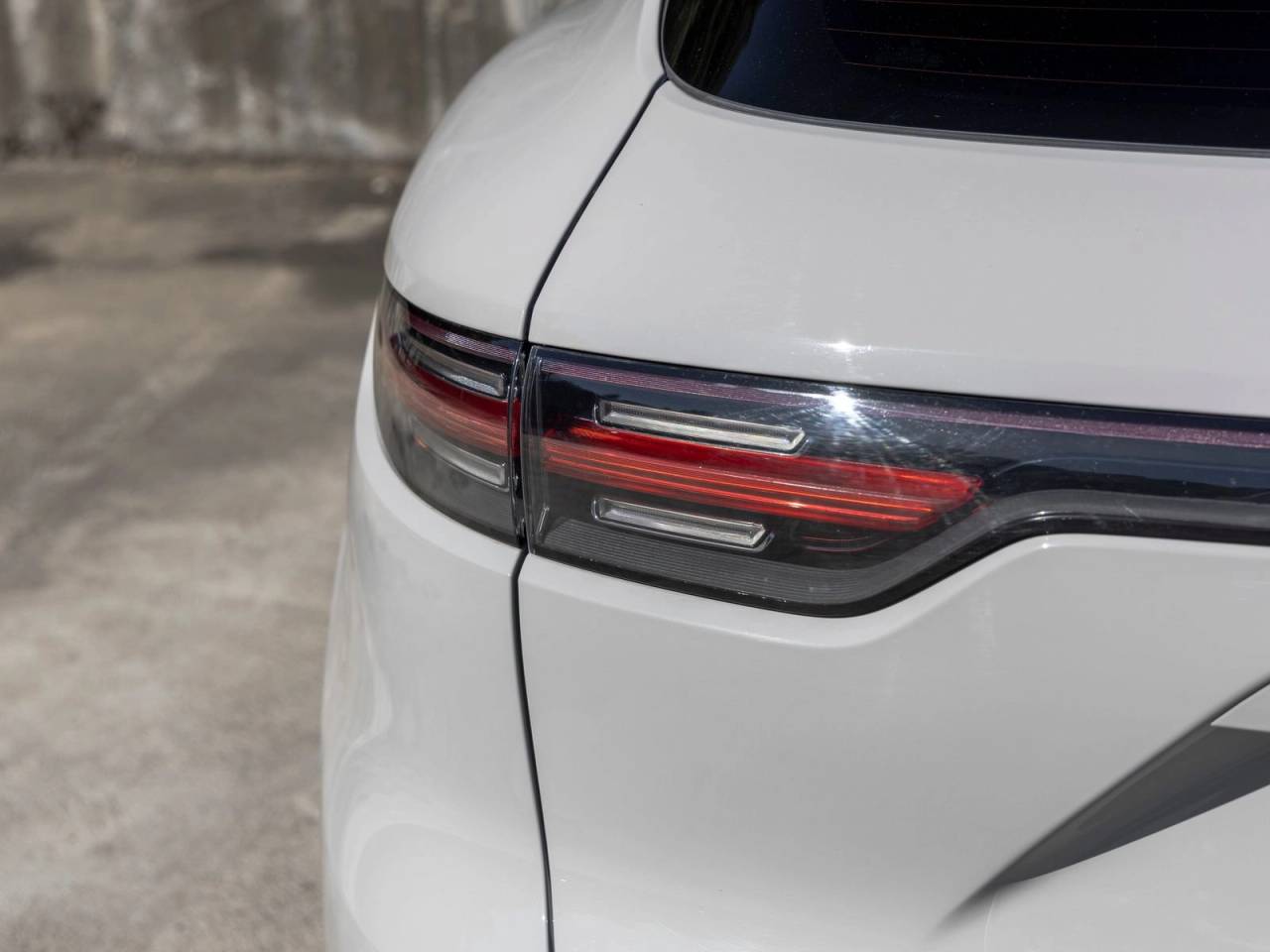 2023 Porsche Cayenne E-Hybrid Platinum Edition