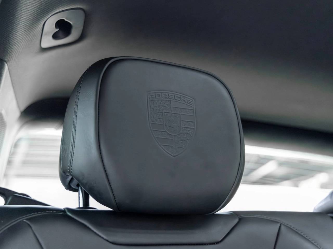 2023 Porsche Cayenne E-Hybrid Platinum Edition