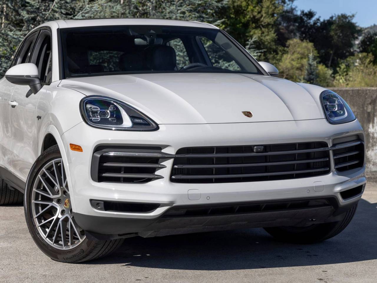 2023 Porsche Cayenne E-Hybrid Platinum Edition