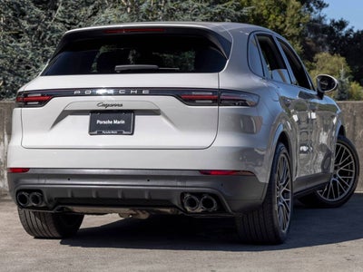 2023 Porsche Cayenne E-Hybrid Platinum Edition