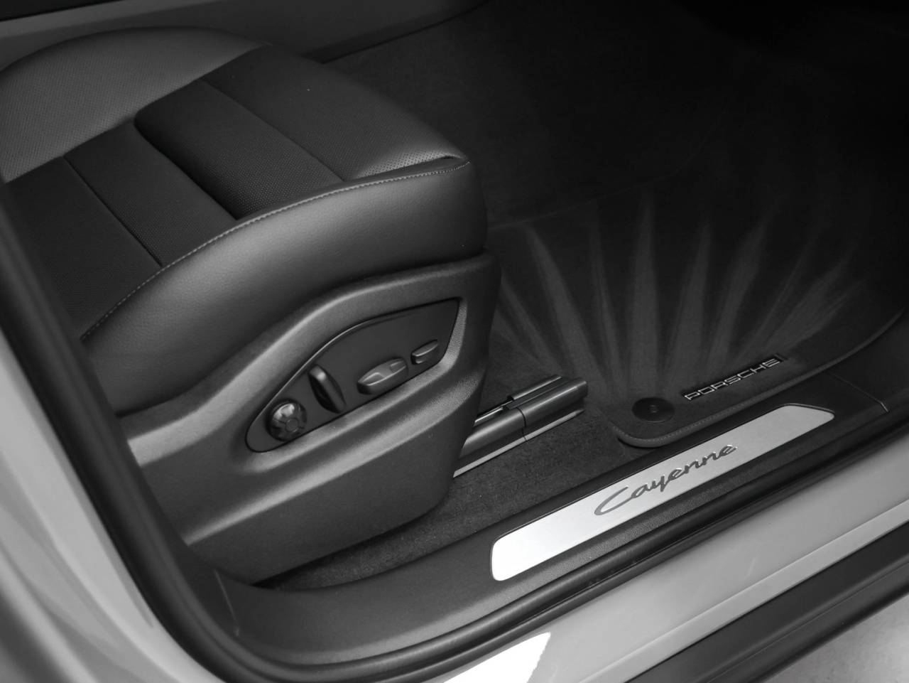 2025 Porsche Cayenne Cayenne E-Hybrid