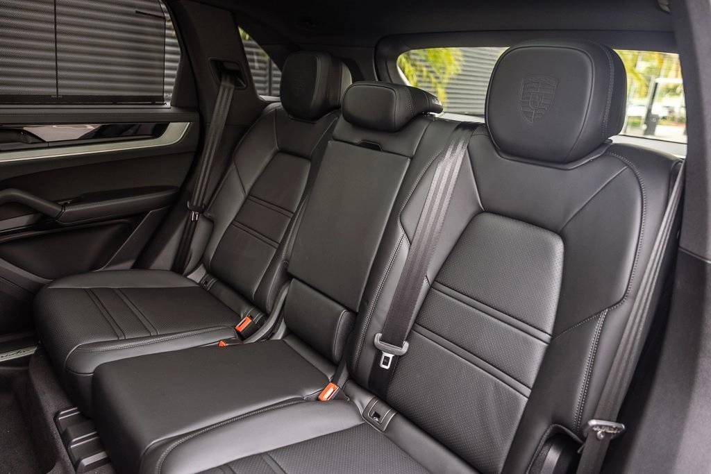 2026 Porsche Cayenne Cayenne E-Hybrid