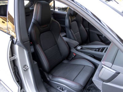 2026 Porsche Macan Macan GTS Electric