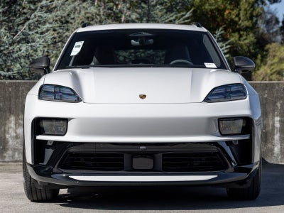 2026 Porsche Macan Macan GTS Electric